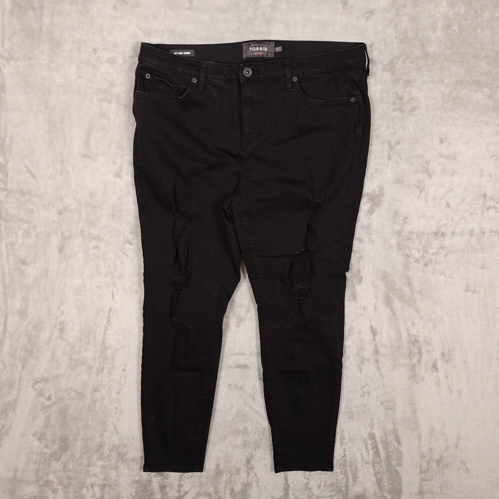 Torrid jeans Sky High Skinny women's 18R black distressed‎ premium